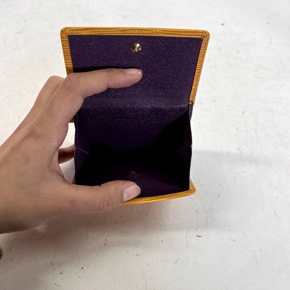 Authentic Louis Vuitton Wallet Porte Monet Yellow Epi LV Vintage - Picture 9 of 12